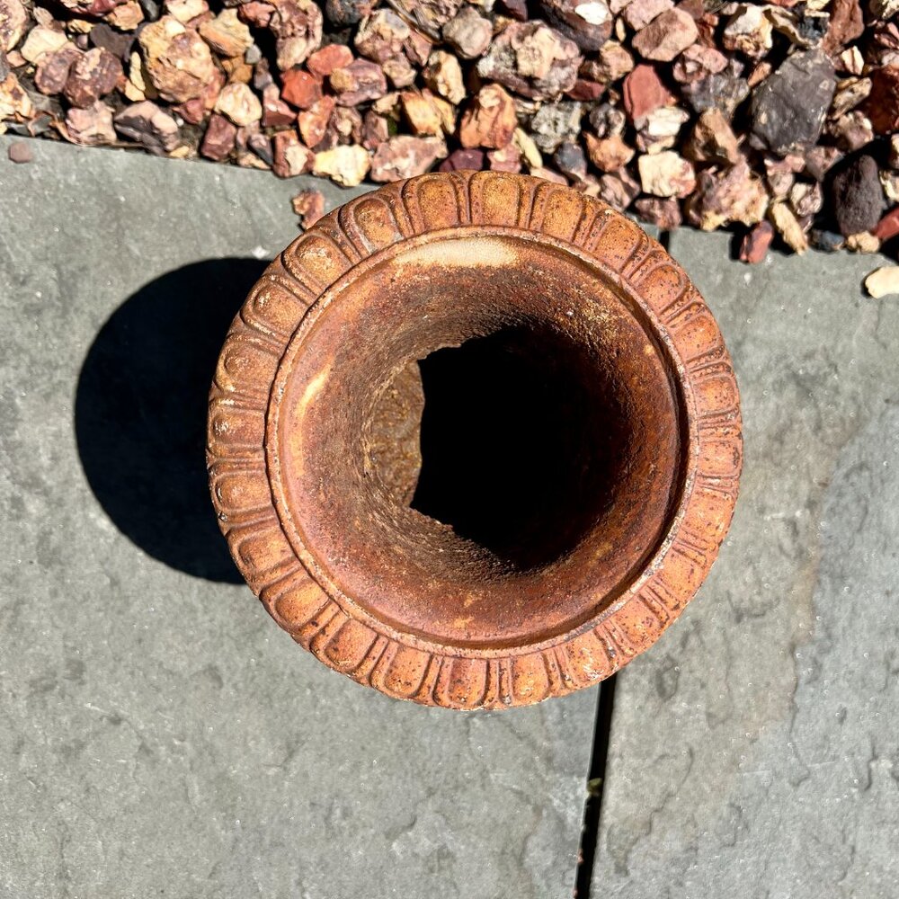 (1) Vintage French Cast Iron Garden Urn/Planter!  Price includes xtra shipping. - Picture 9 of 10